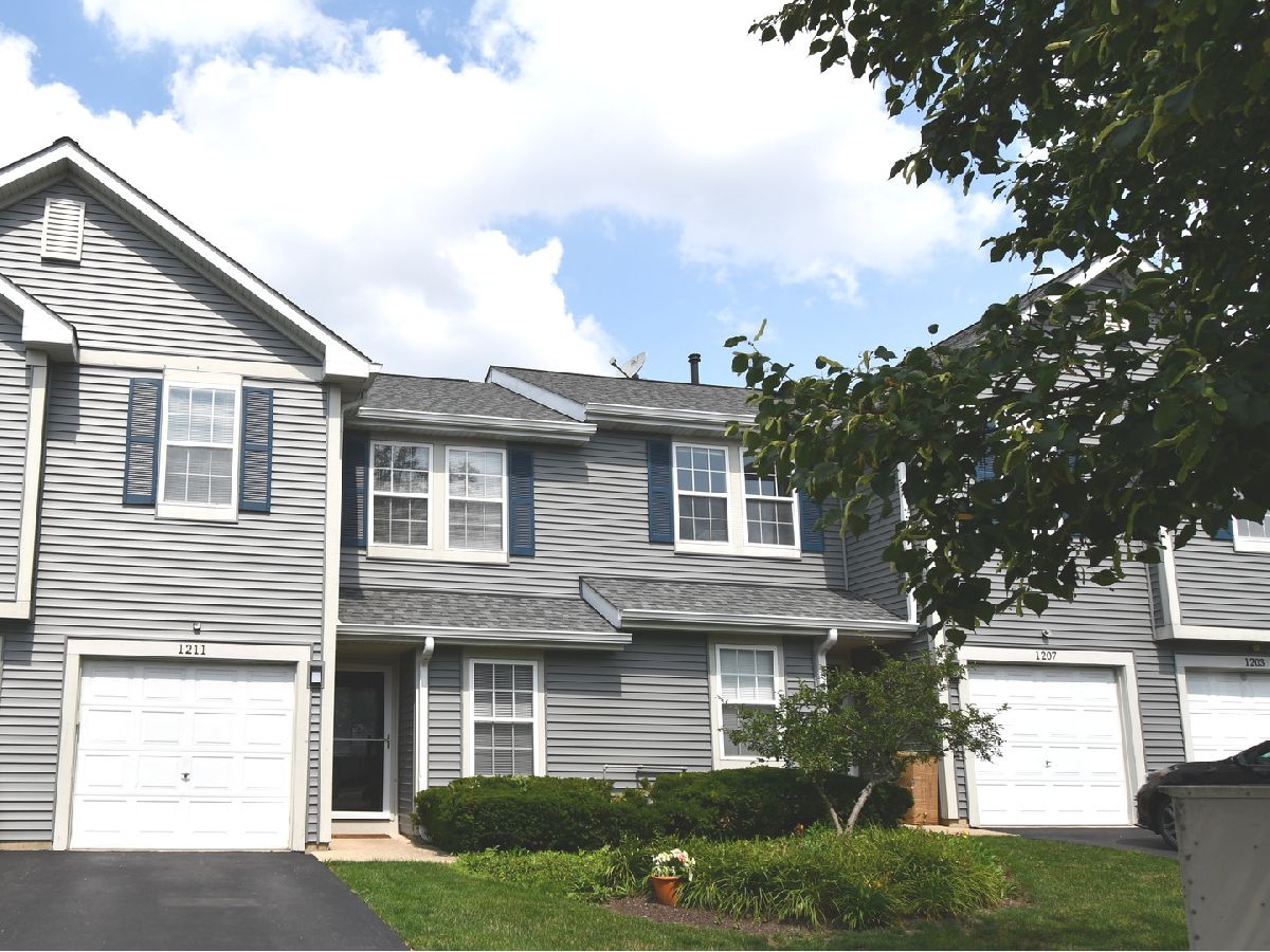 Townhomes Rented Estes Park Naperville Illinois, 1211 Arapaho