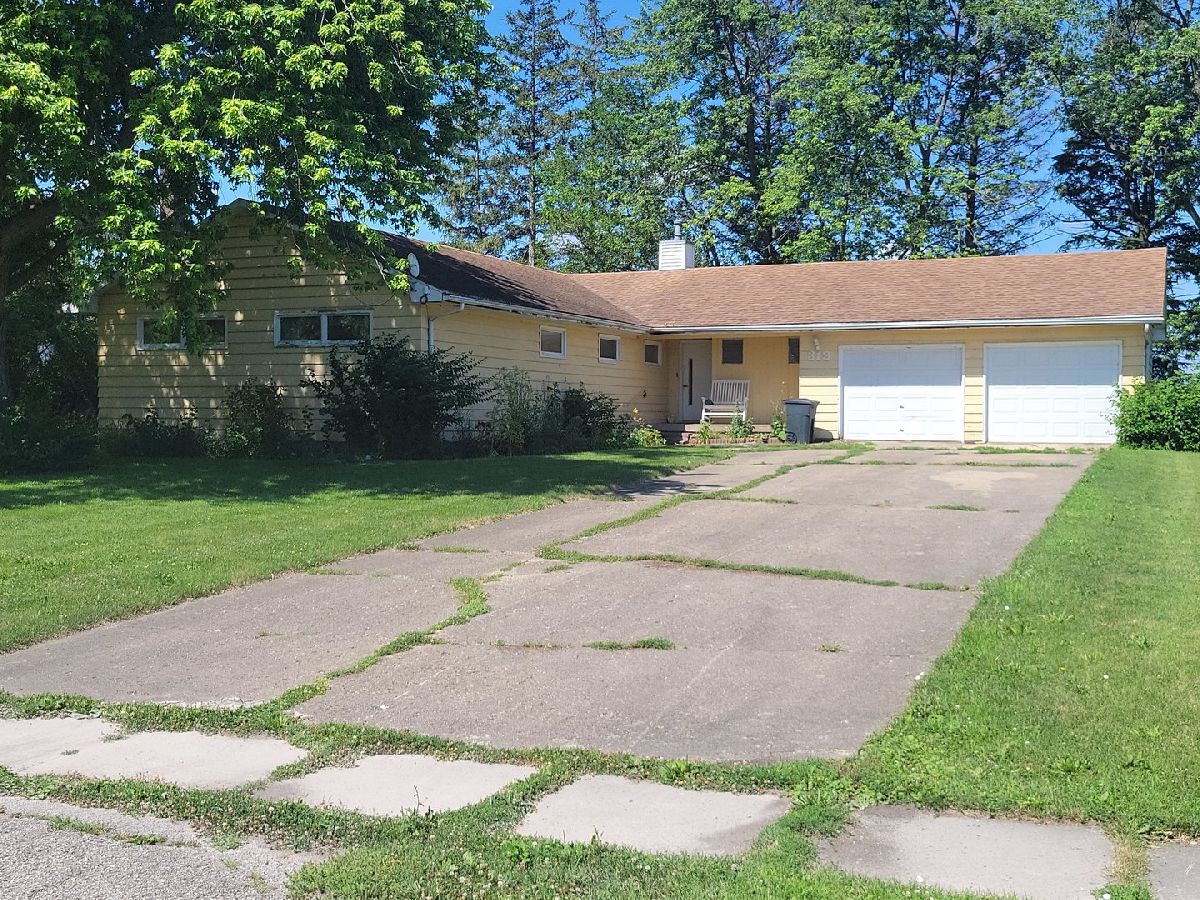  Sold Dana Illinois, 319 Main