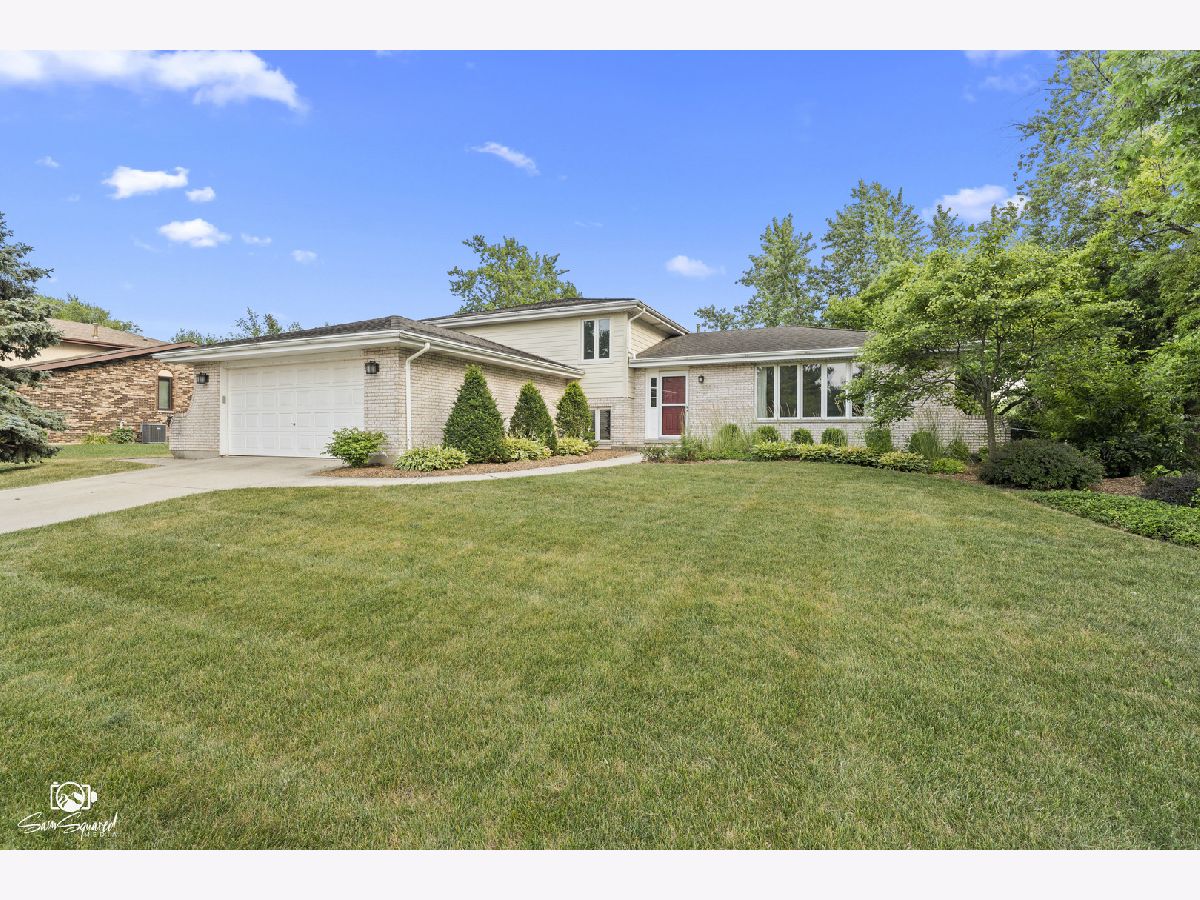 Homes & Townhomes & Condos Sold Brookside Frankfort Illinois, 658 Brookside