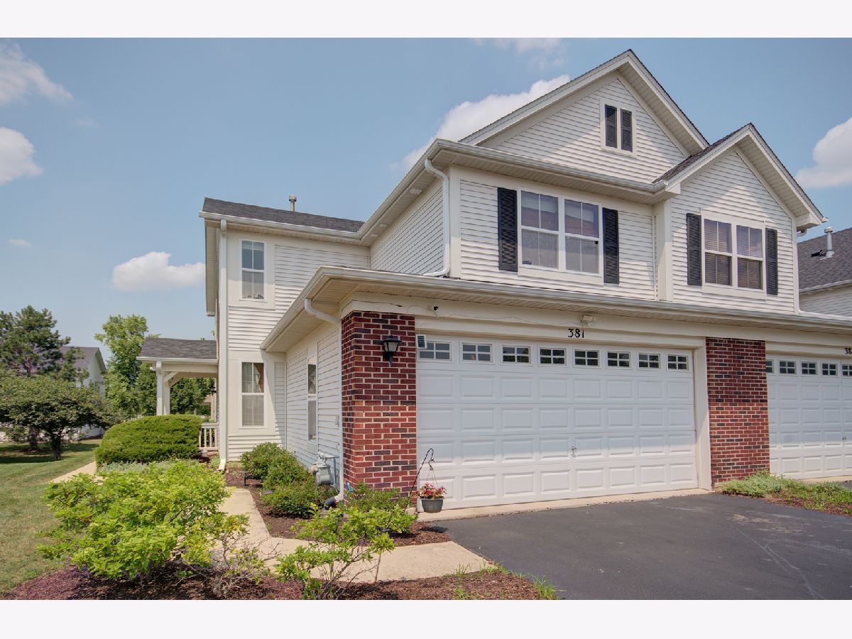  Sold Oswego Illinois, 381 Chesapeake