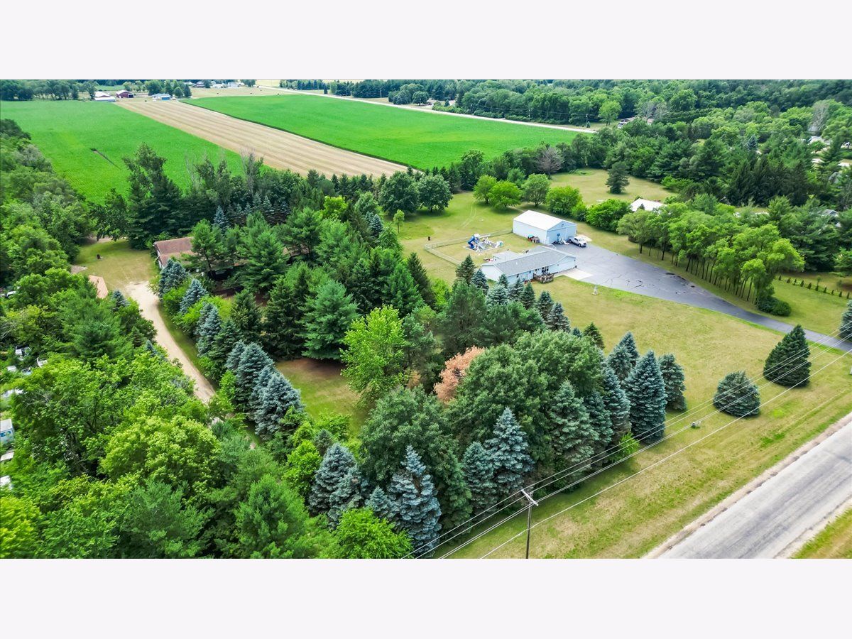  For Sale South Beloit Illinois, 1834 Fischer Road