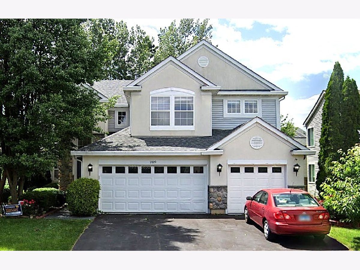 Homes Rented Mission Oaks Naperville Illinois, 2119 Horncastle