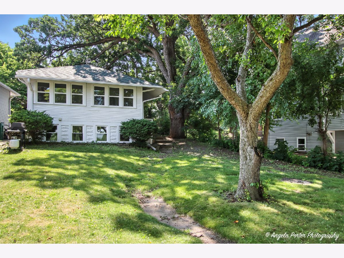  Sold Fox Lake Illinois, 67 Wells