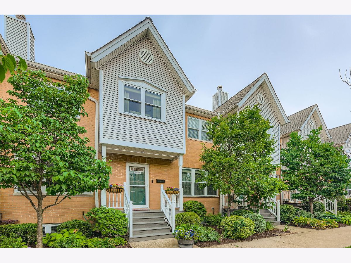 Homes & Condos & Townhomes Sold Bowmanville Chicago Illinois, 5404 Hoyne
