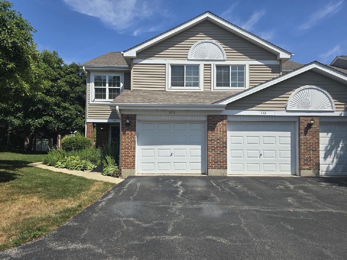 Townhomes & Condos Rented Westridge Arlington Heights Illinois, 350 Happfield