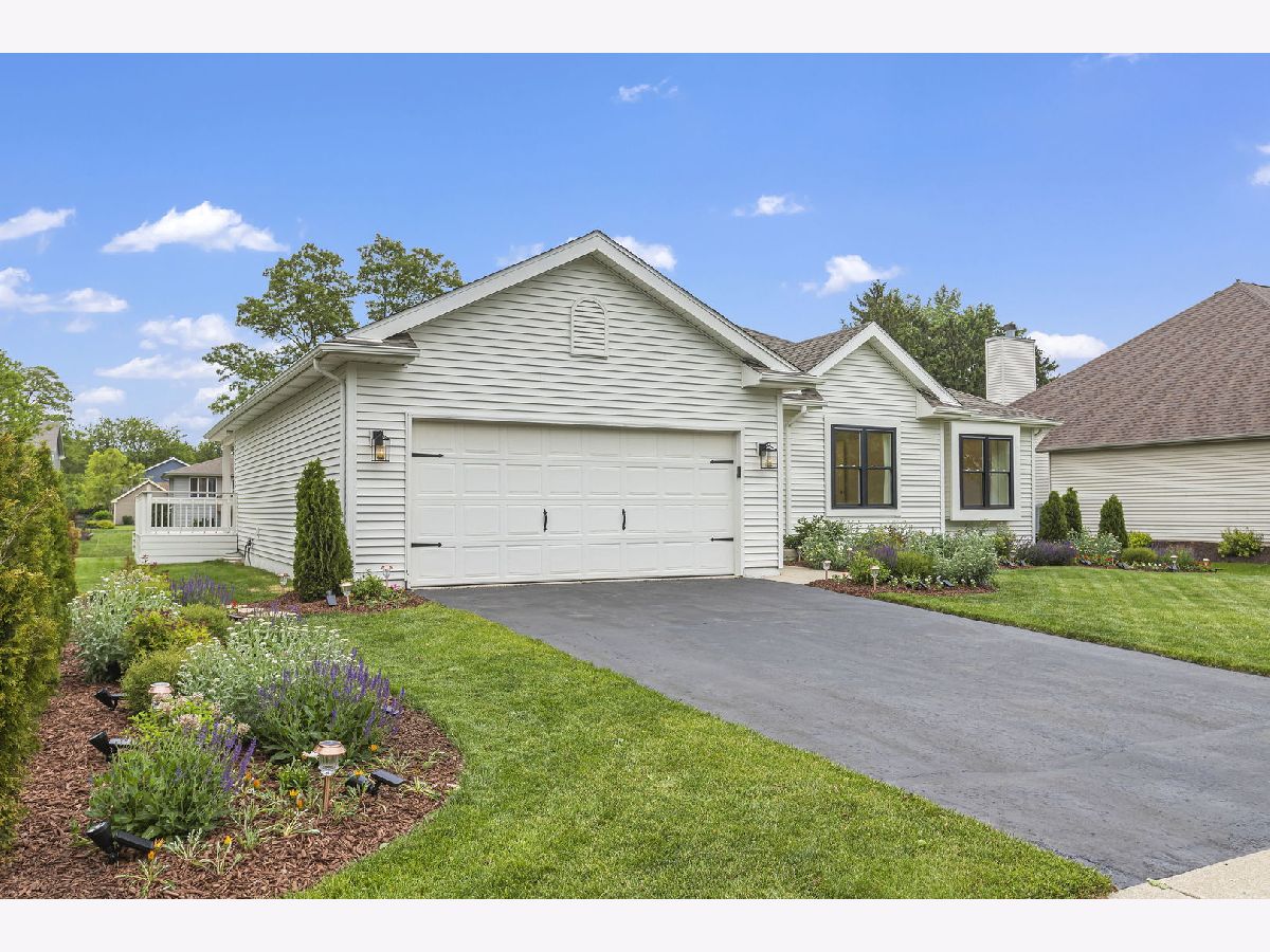 Homes For Sale Autumn Ridge Woodstock Illinois, 1004 Golden Avenue