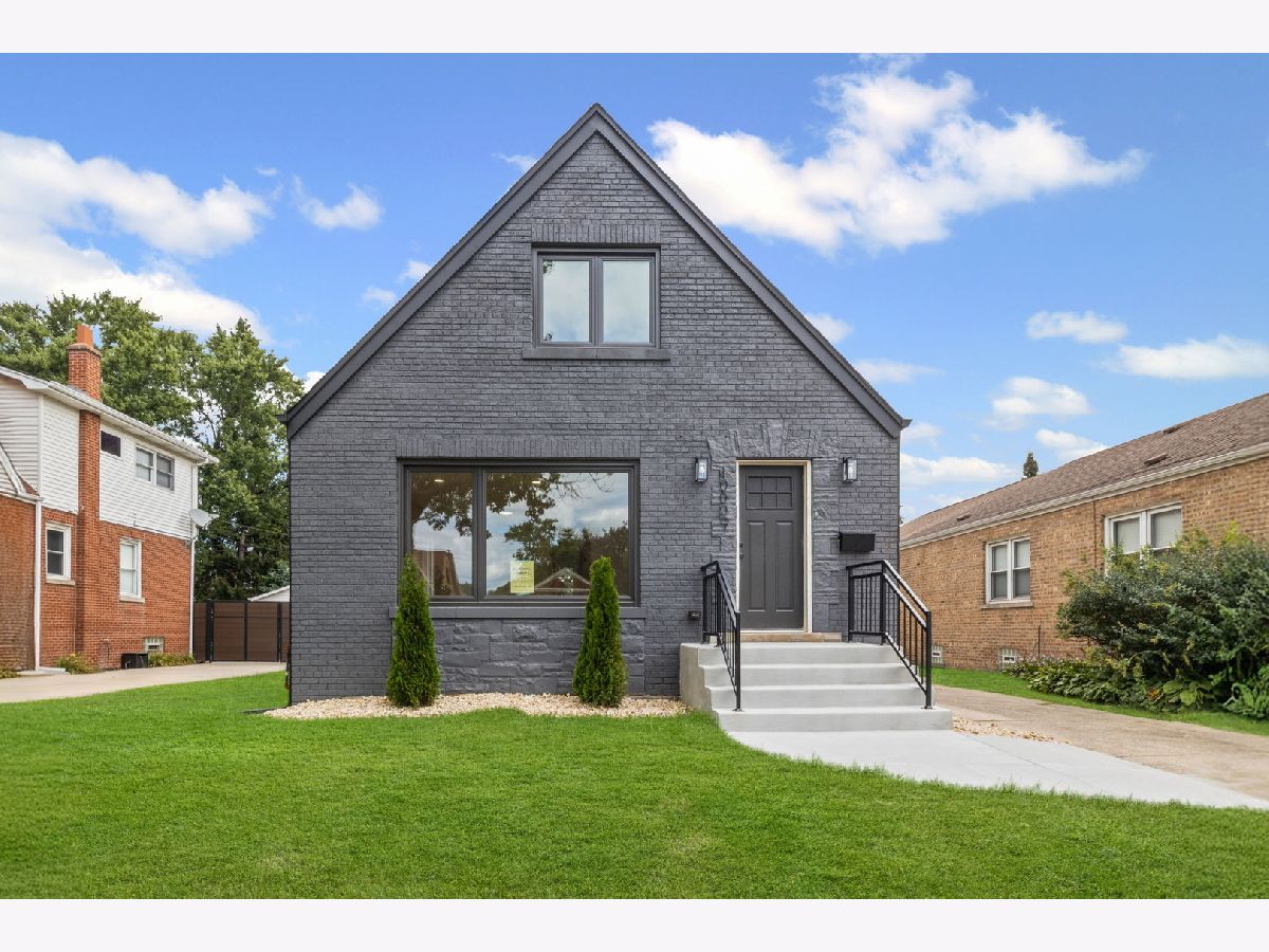 Sold Evergreen Park Illinois, 10009 Spaulding