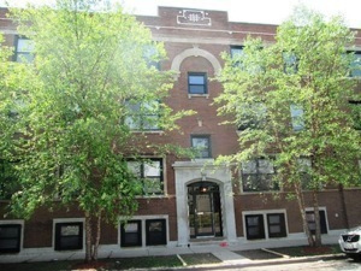 Rented Chicago Illinois, 301 50th
