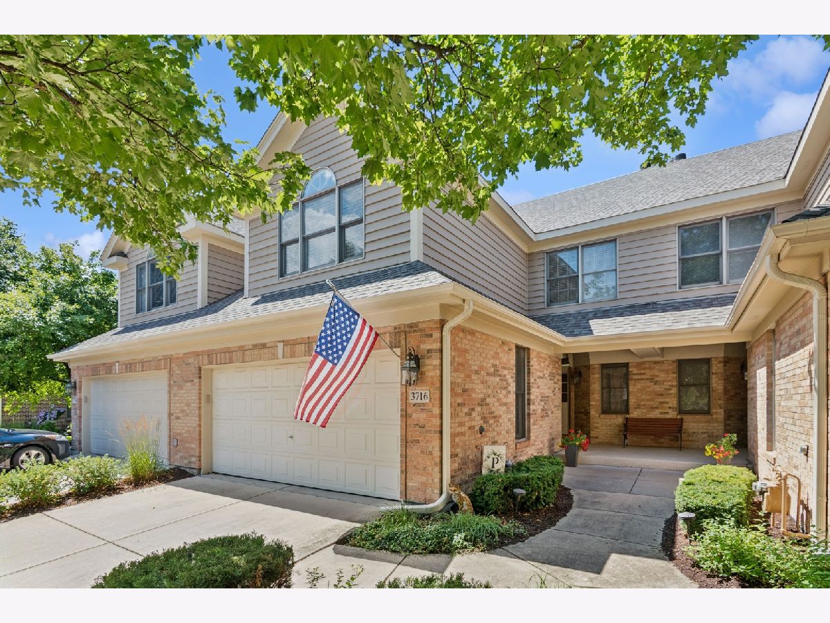 Homes & Townhomes For Sale Kingswood St Charles Illinois, 3716 King Charles Lane