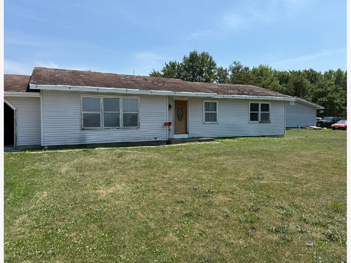  For Sale Danforth Illinois, 202 Fifth Street