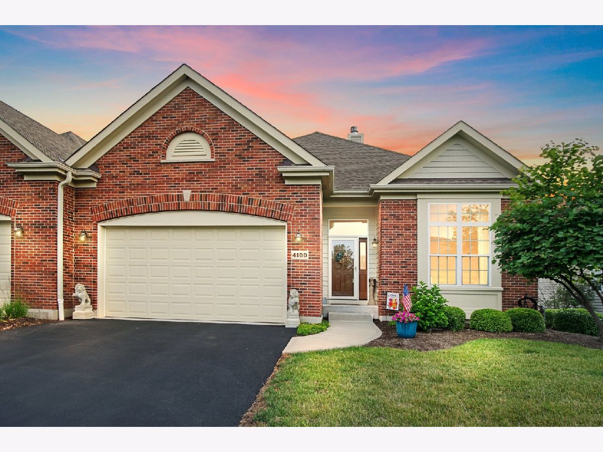 Condos & Townhomes & Homes Sold Lakes Of Boulder Ridge Lake In The Hills Illinois, 4100 Coyote Lakes
