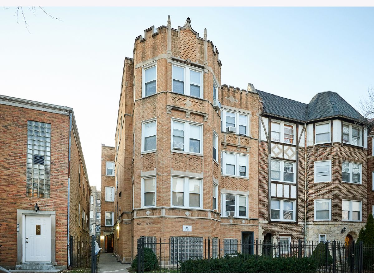  Rented Chicago Illinois, 6318 Mozart