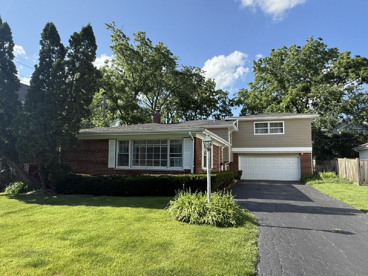  For Rent Deerfield Illinois, 1326 Meadow