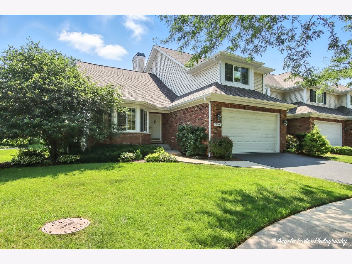 Townhomes Sold Asters On Almond Grayslake Illinois, 32756 Stone Manor