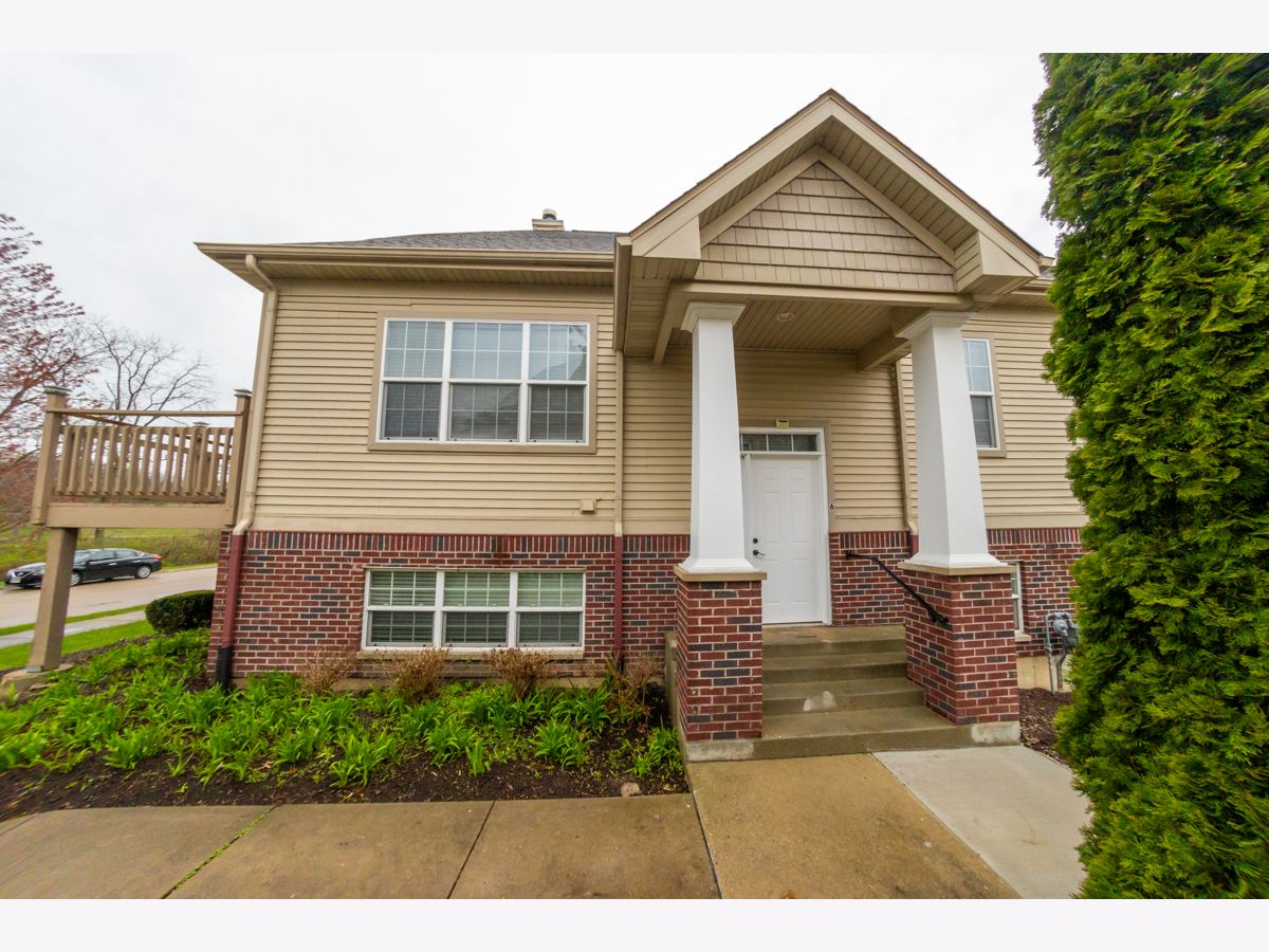  Sold Rockford Illinois, 2433 River Oaks