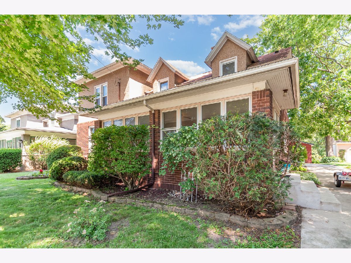  Sold Seneca Illinois, 141 Lincoln