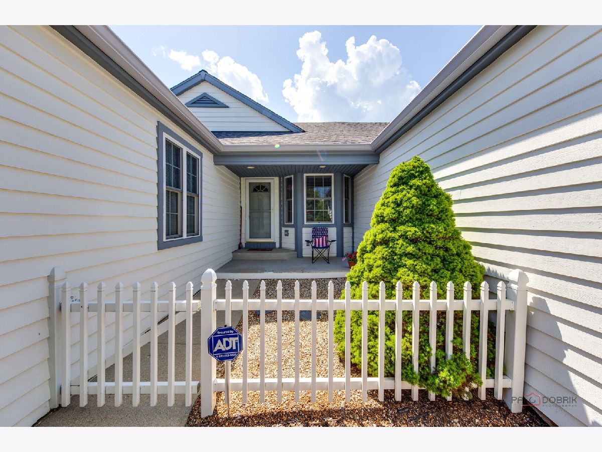 Townhomes & Homes Sold Victorian Village Gurnee Illinois, 1538 Queen Ann