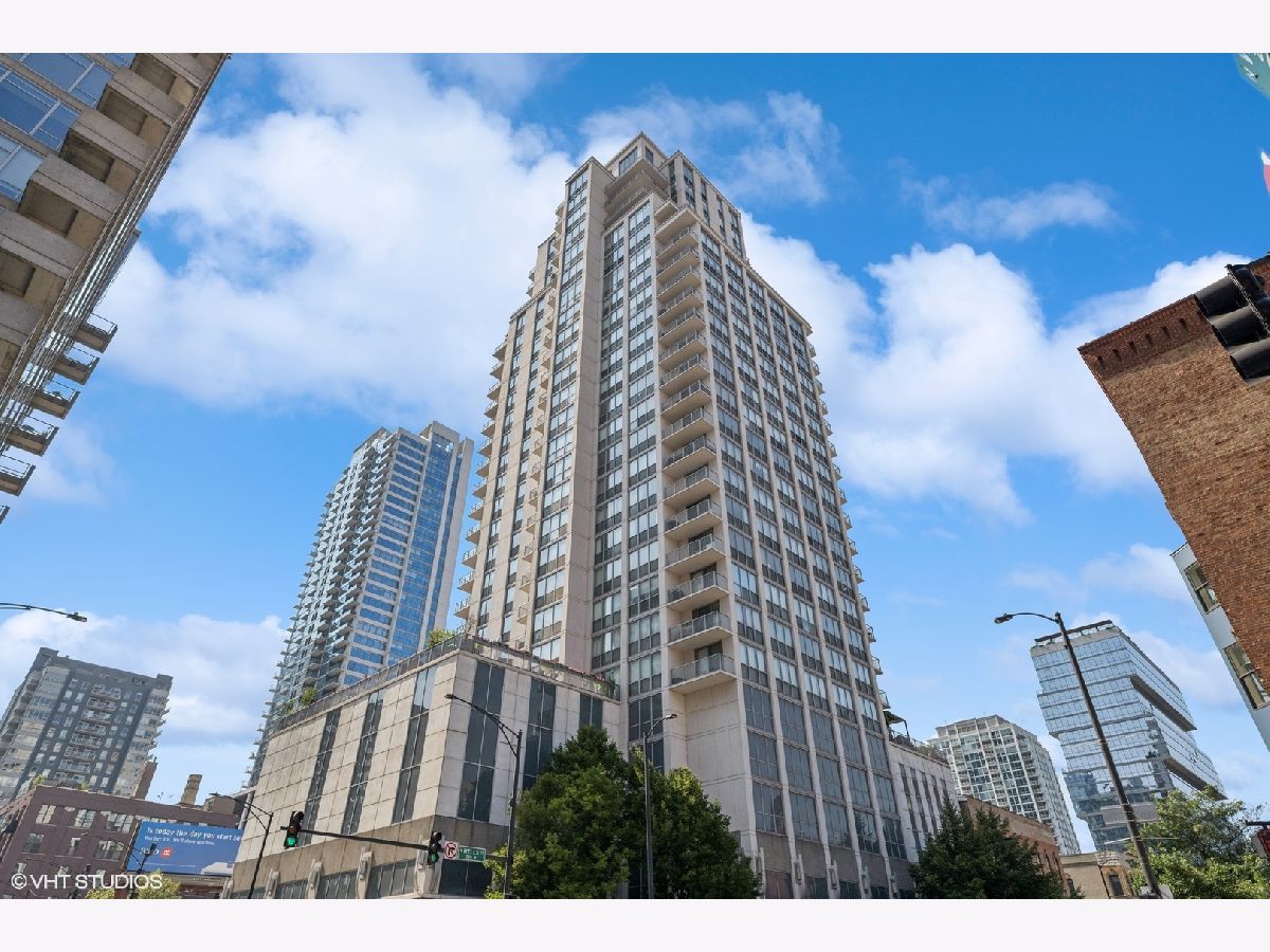 Condominiums Sold The Grand On Grand Chicago Illinois, 200 Grand