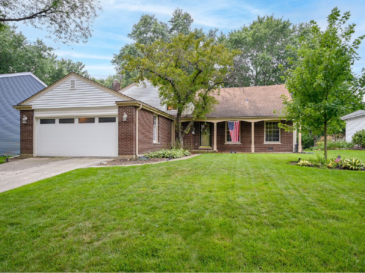 Homes For Sale Will O Way Naperville Illinois, 345 Green Valley Drive