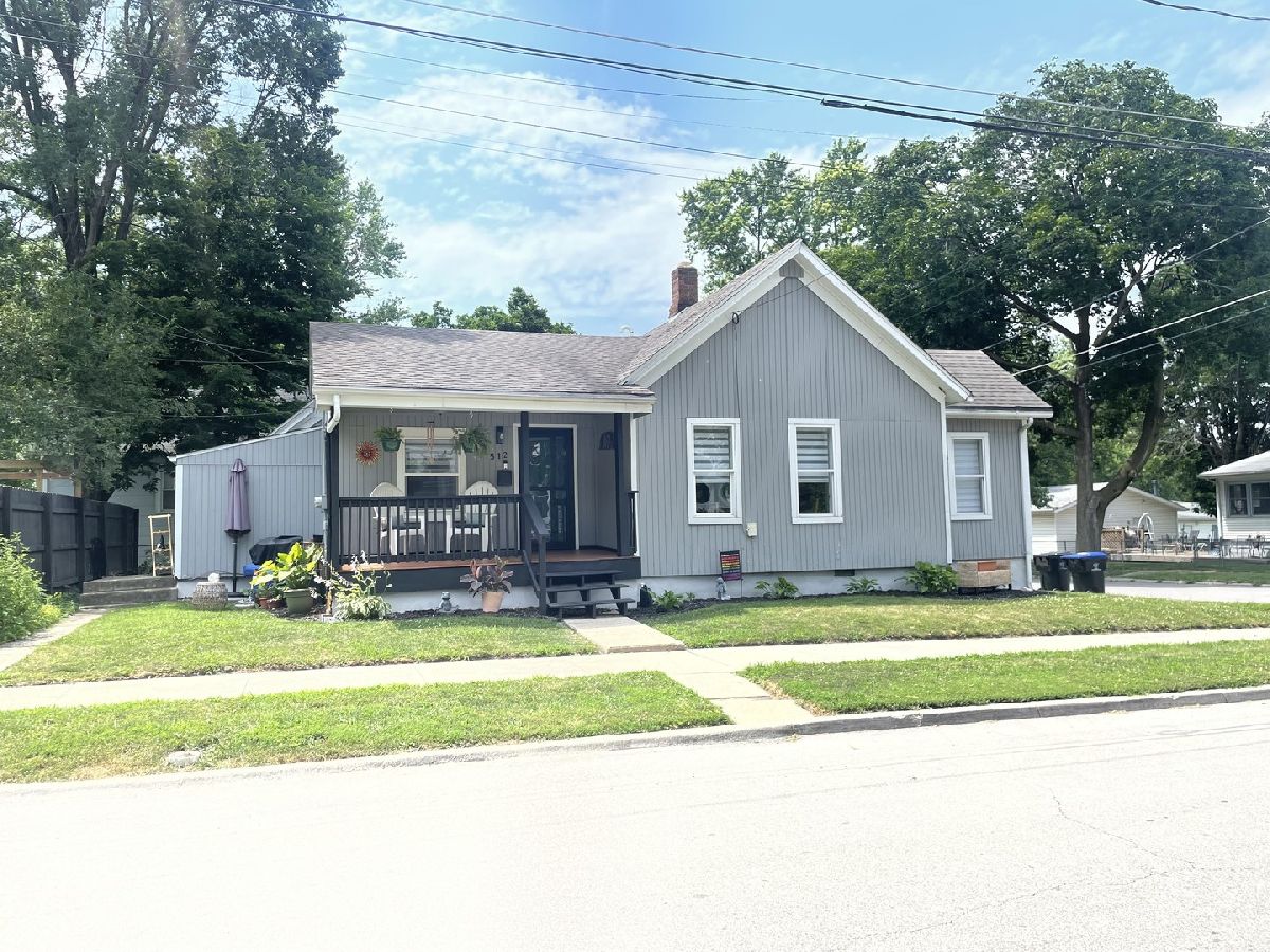  Sold Bloomington Illinois, 512 Seminary