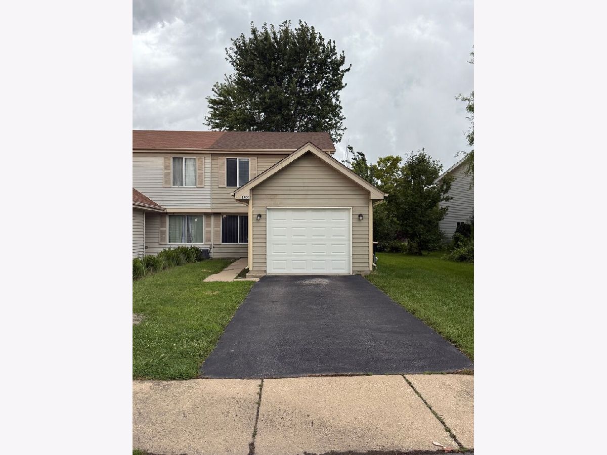  Rented Aurora Illinois, 1481 Andover