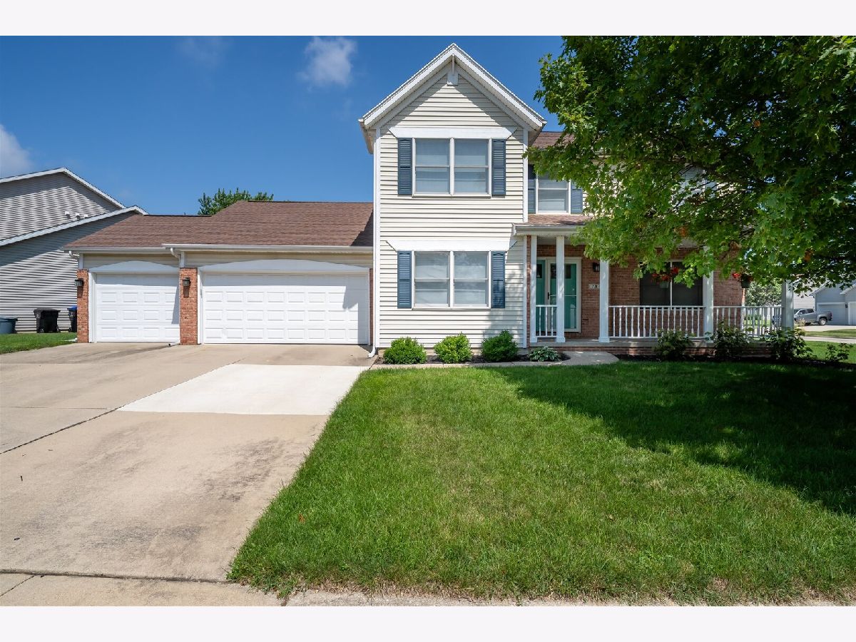  Sold Bloomington Illinois, 18 Cygnet