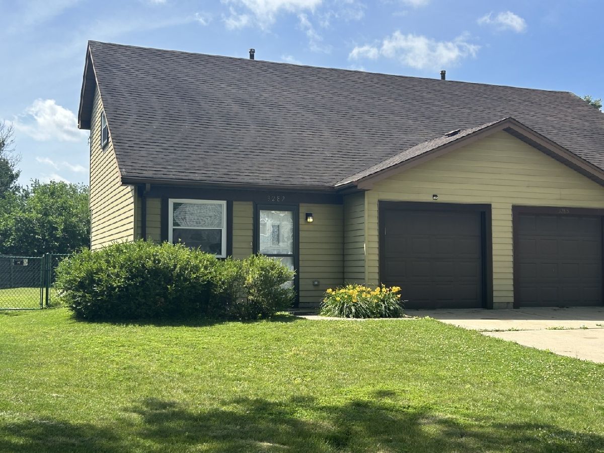 Homes & Townhomes Rented Georgetown Aurora Illinois, 3287 Allspice