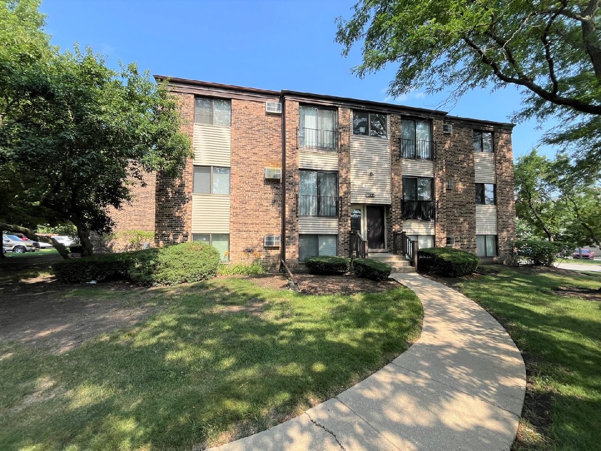  Rented Glendale Heights Illinois, 148 Dunteman