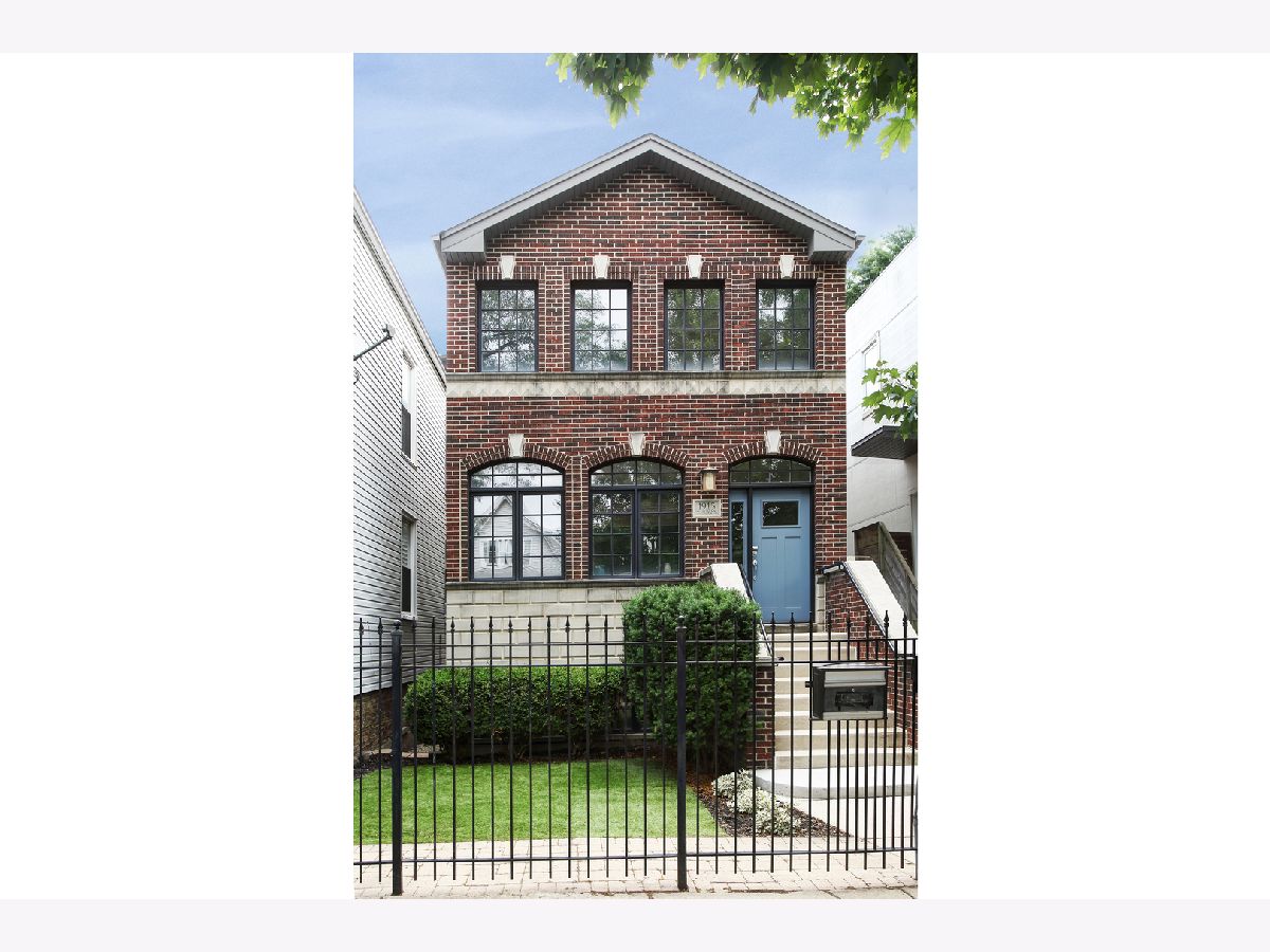  Sold Chicago Illinois, 1915 Albany