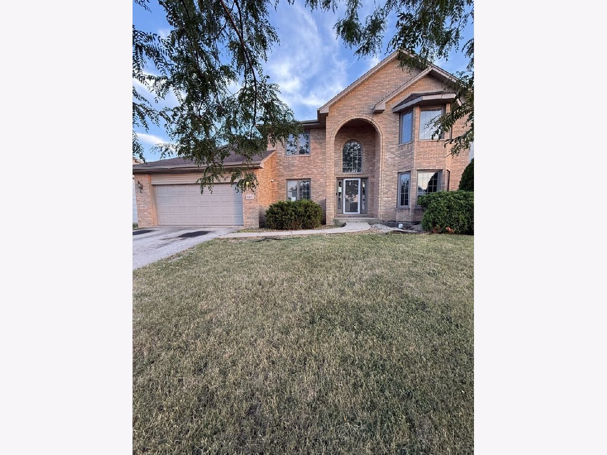 Homes & Condos & Townhomes For Sale Ridgeland Manor Matteson Illinois, 6201 Old Plank Boulevard