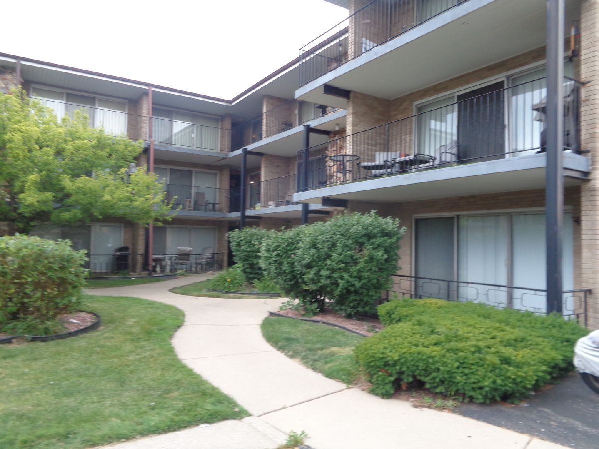  Rented Merrionette Park Illinois, 3179 115th