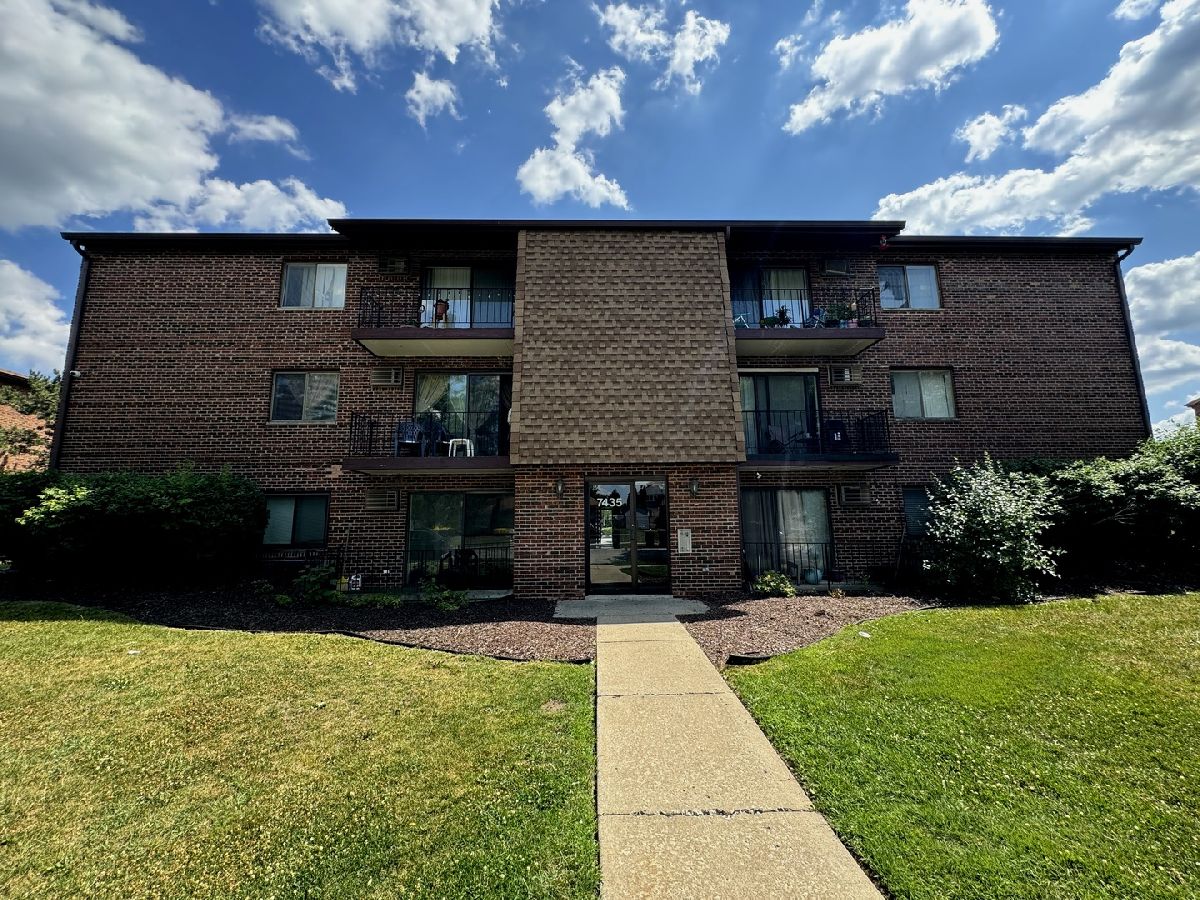  Rented Orland Park Illinois, 7435 Tiffany