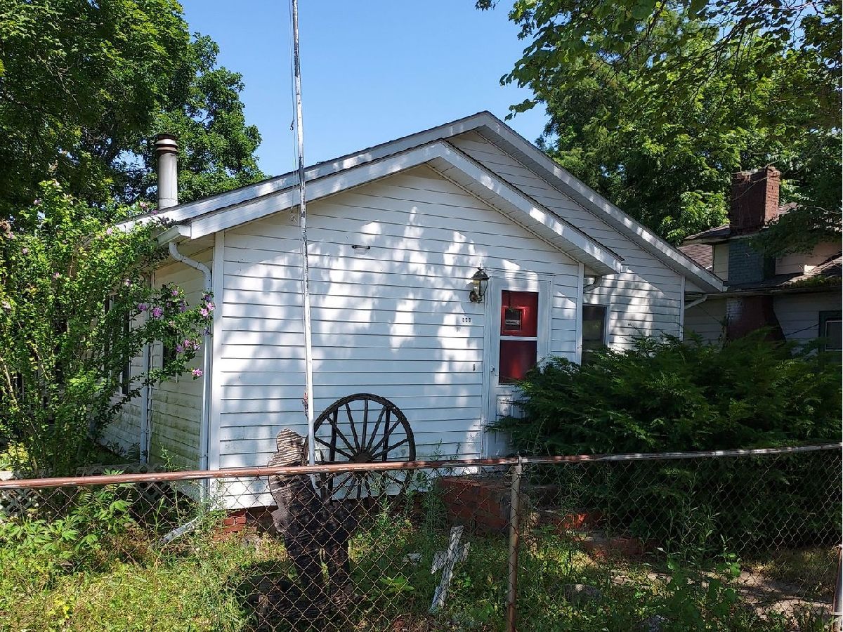  For Sale Villa Grove Illinois, 501 Spruce Street