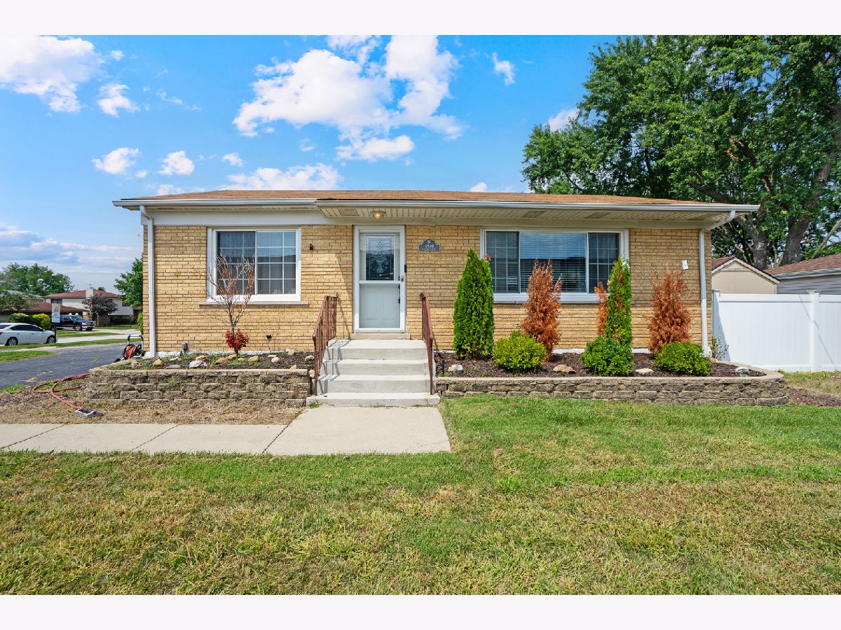 Sold Alsip Illinois, 4940 122nd