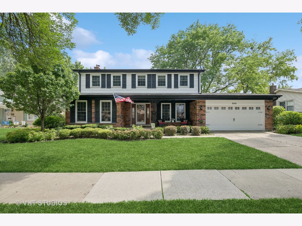 Homes Sold Ivy Hill East Arlington Heights Illinois, 1515 Waverly