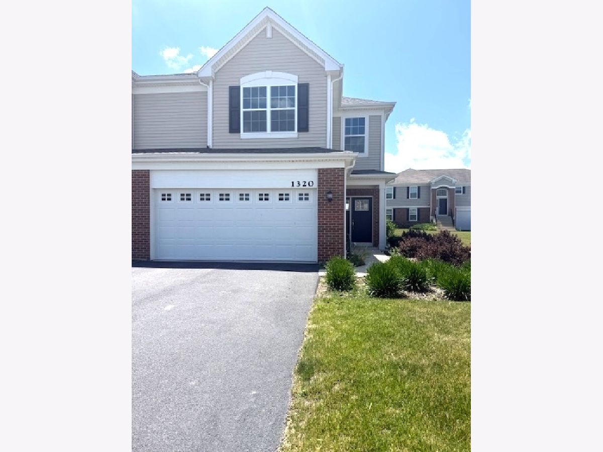  For Rent Mchenry Illinois, 1320 Draper