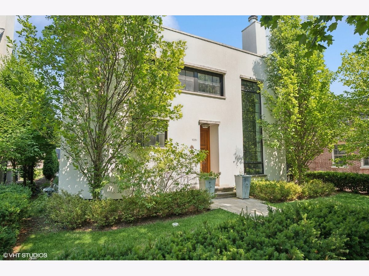  Rented Evanston Illinois, 1331 Asbury