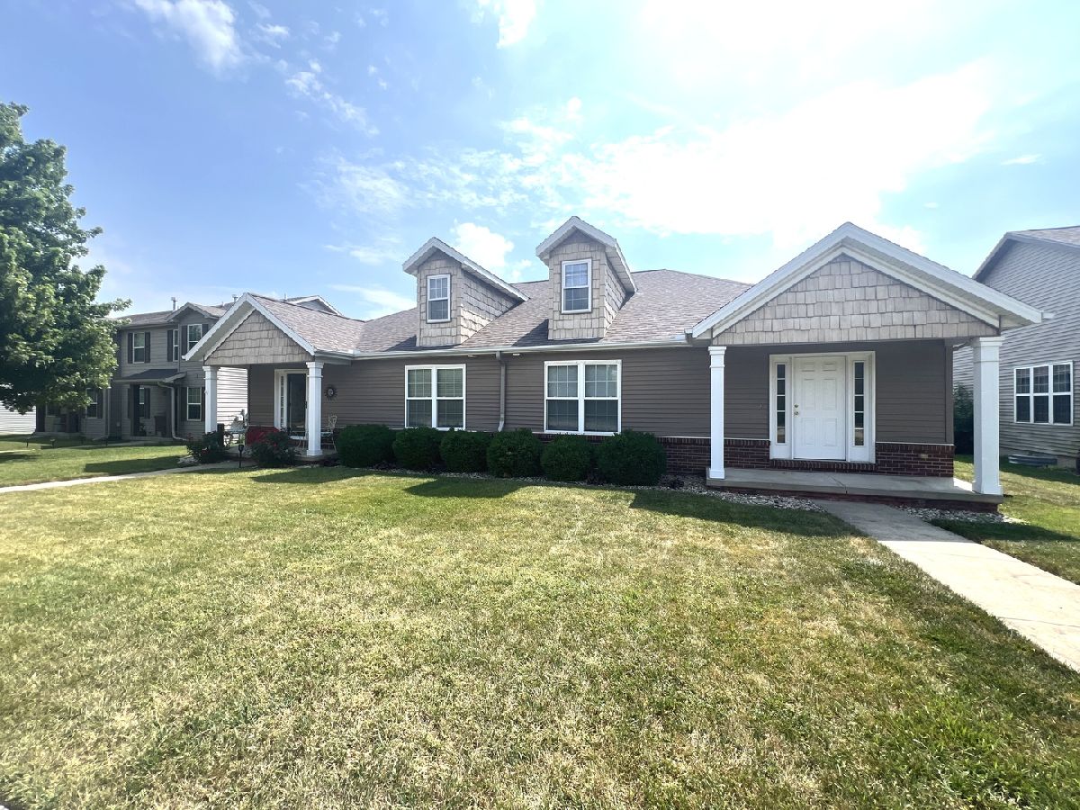  Rented Normal Illinois, 1647 Belclare