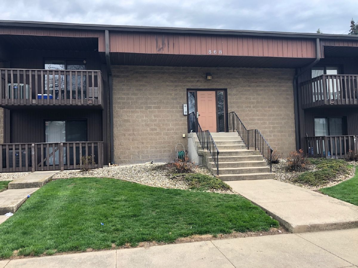  Rented Joliet Illinois, 868 Prairie