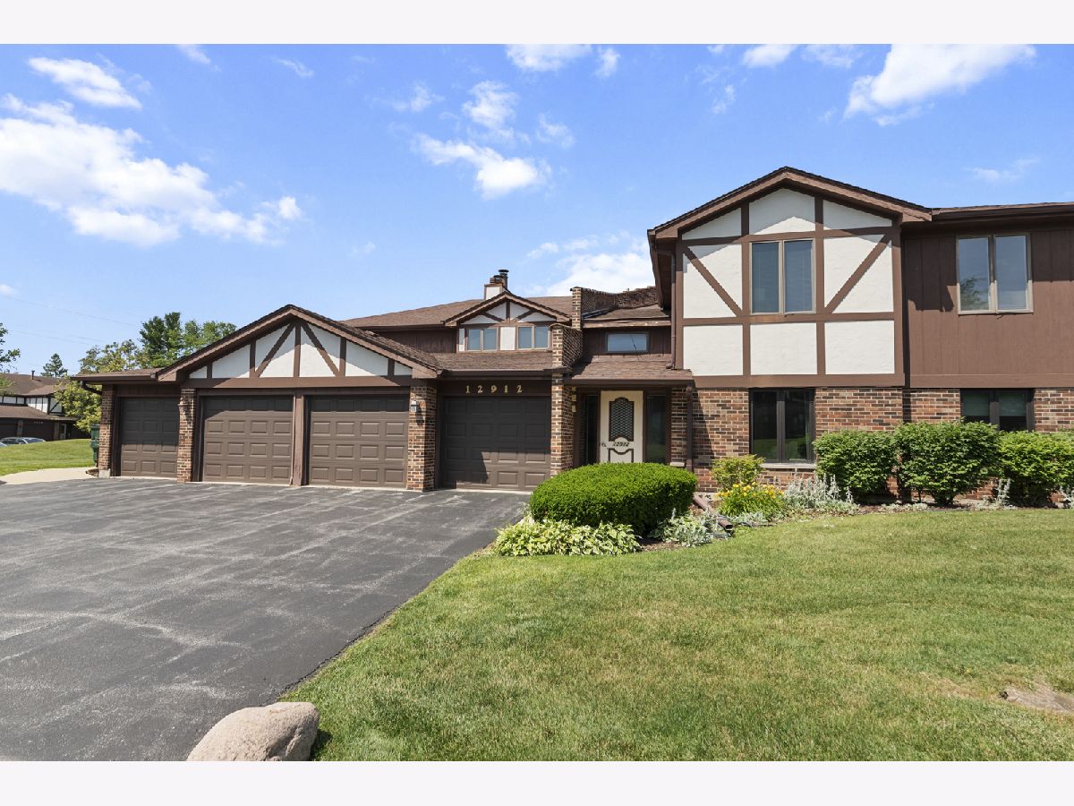 Condominiums & Homes For Sale Mill Creek Palos Park Illinois, 12912 Mill Drive