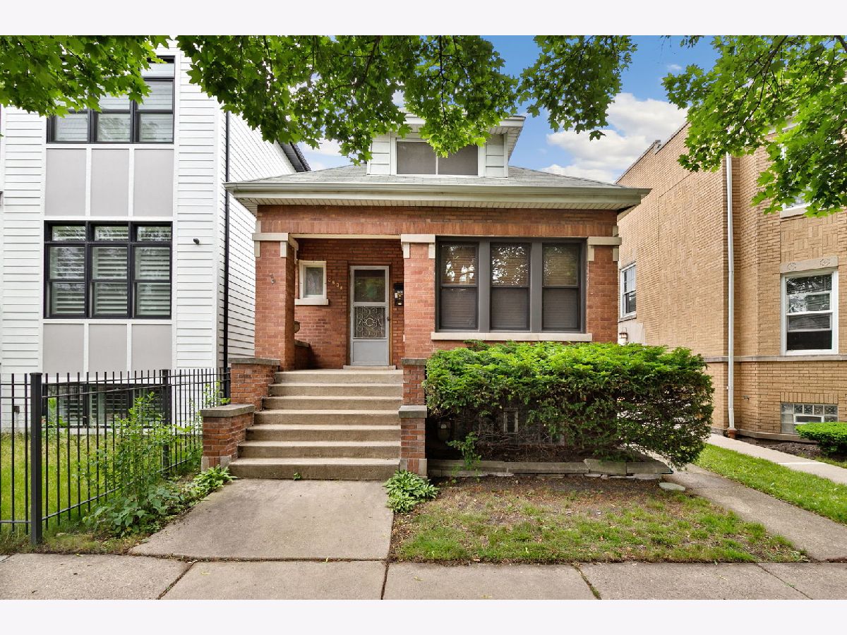  Sold Chicago Illinois, 3838 Cornelia