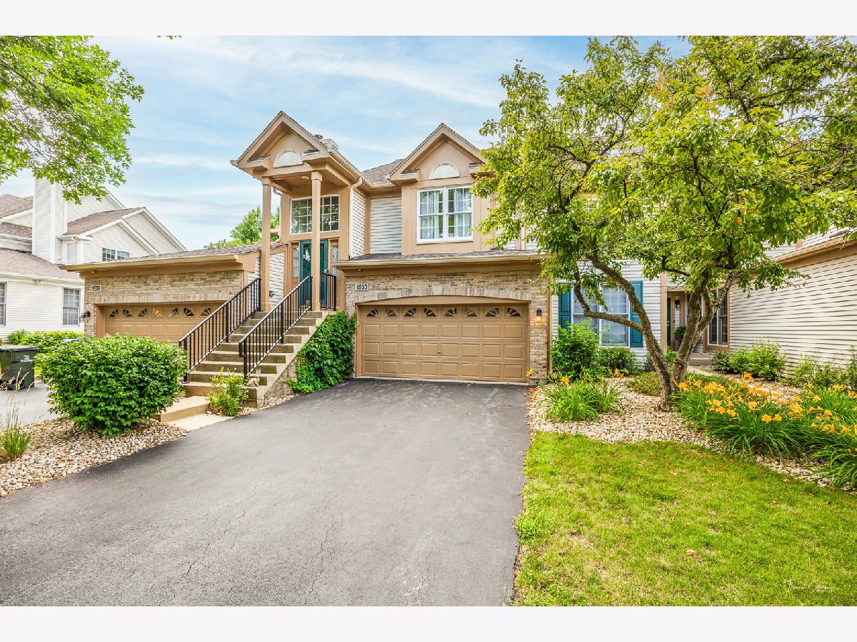 Townhomes Sold Baileywood Naperville Illinois, 1530 Orchard