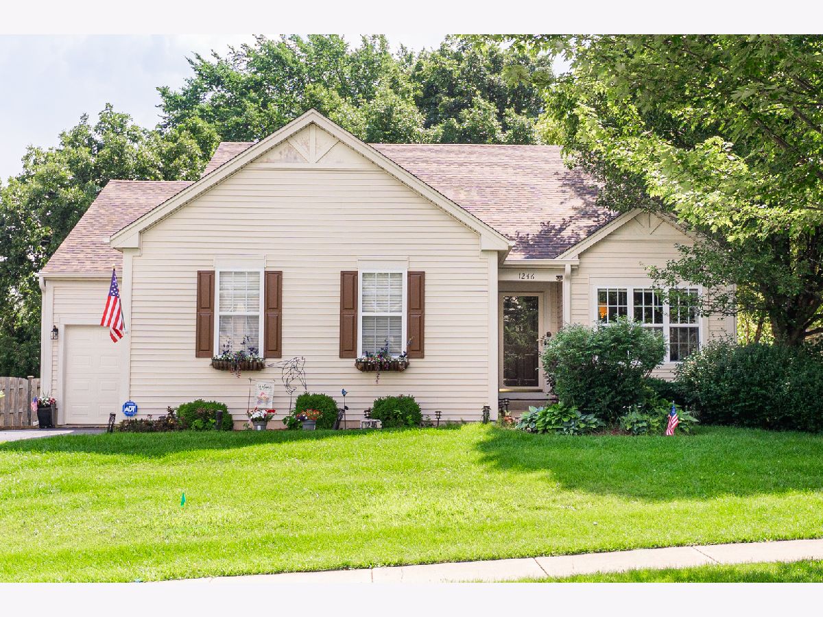 Homes For Sale Water Stone Wauconda Illinois, 1246 Water Stone Circle