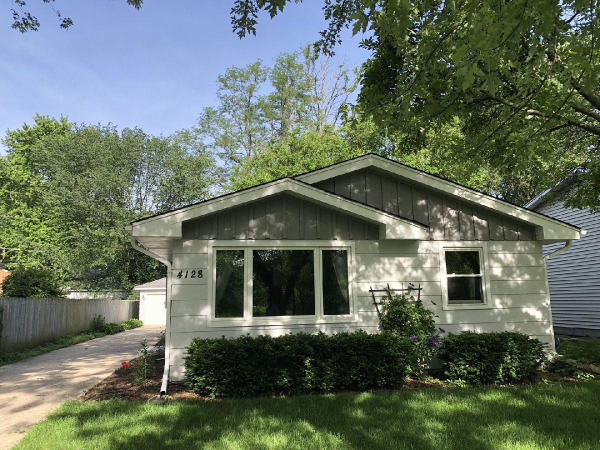  Rented Downers Grove Illinois, 4128 Elm
