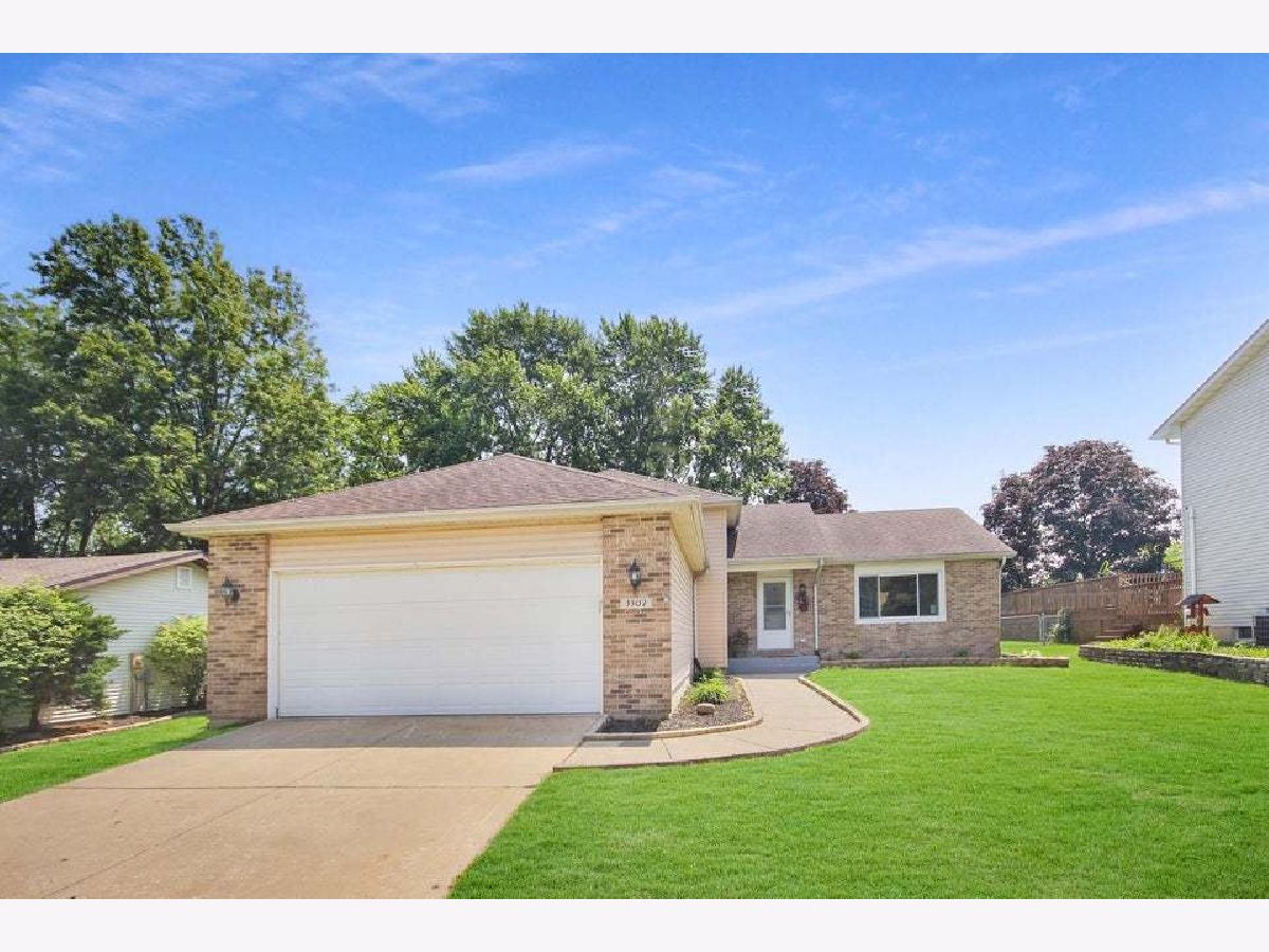  Sold Crown Point Indiana, 3302 Rustic