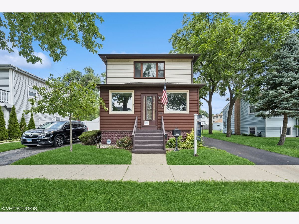  For Sale Lyons Illinois, 8124 44th Street