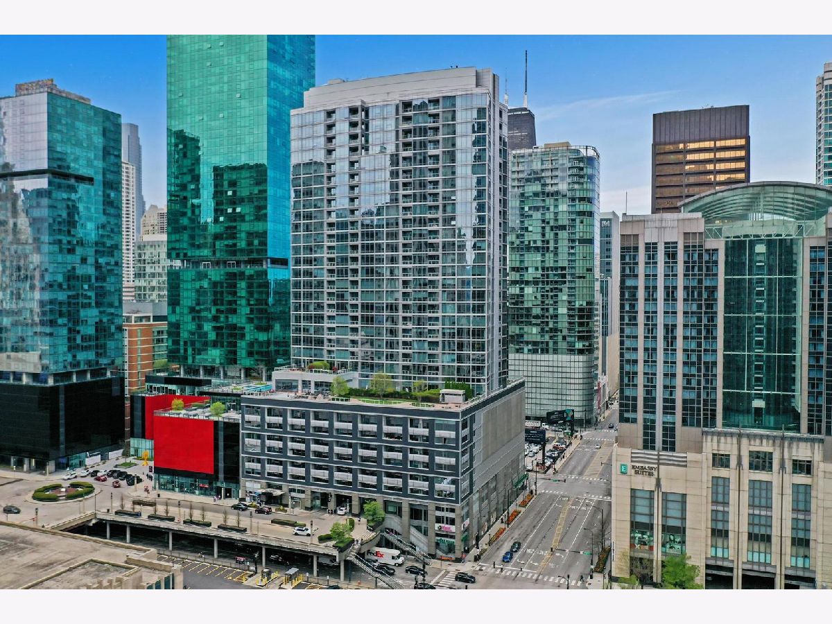 Condominiums Sold Fairbanks At Cityfront Chicago Illinois, 240 Illinois