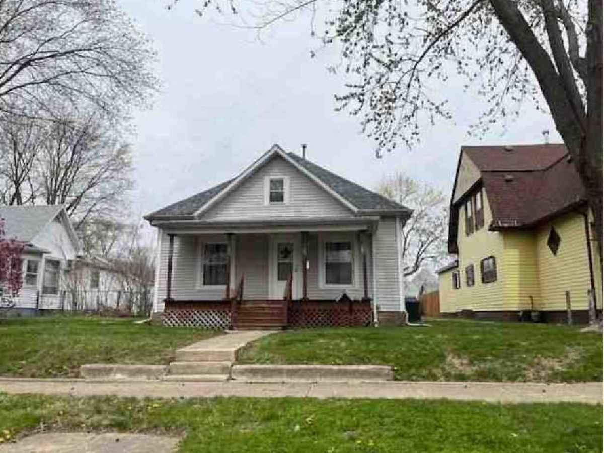  Sold Villa Grove Illinois