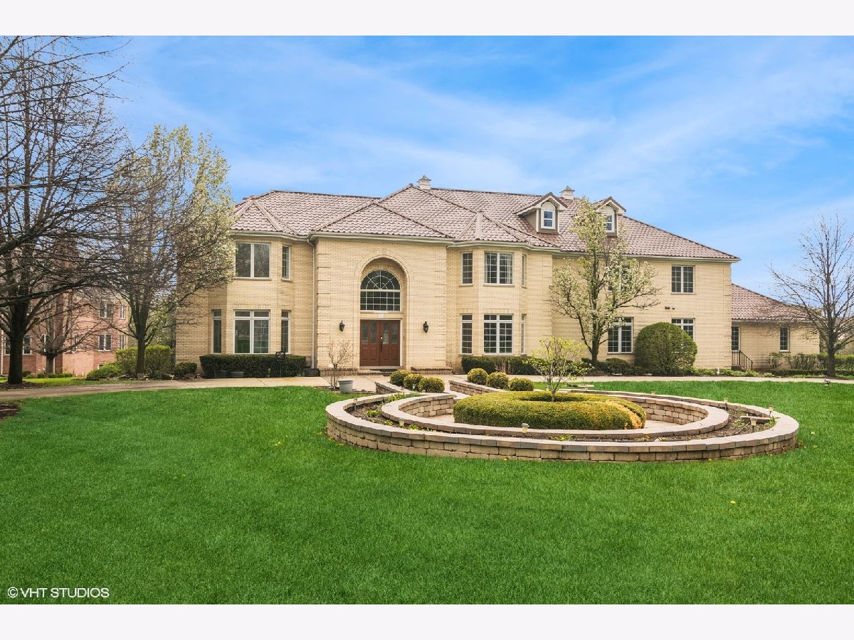 Homes For Sale Forest Knoll South Barrington Illinois, 16 Forest Lane