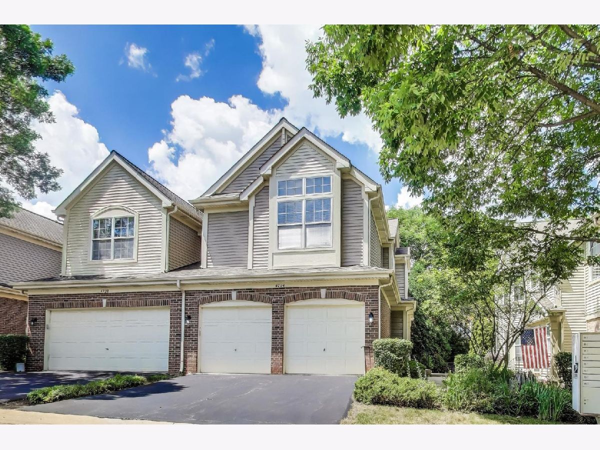  Rented Lisle Illinois, 4724 Lacey